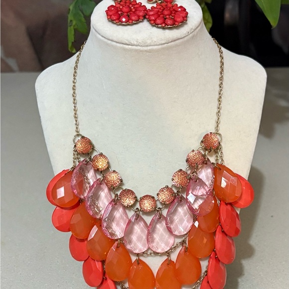 Red and Pink Statement Necklace and Earring Set - Picture 1 of 5